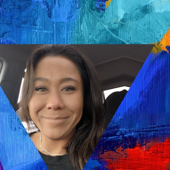 Meet your Posher, Meredith - Picture 1 of 1